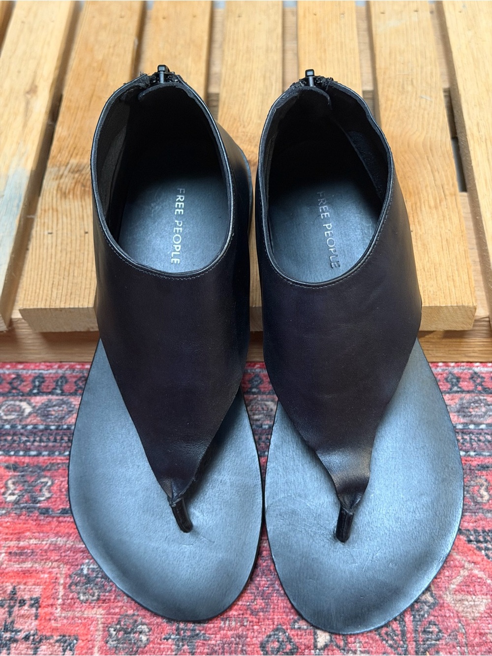 FREE PEOPLE BLACK UMA THONG SANDAL ANKLE ZIP 6.5 - Picture 6 of 7